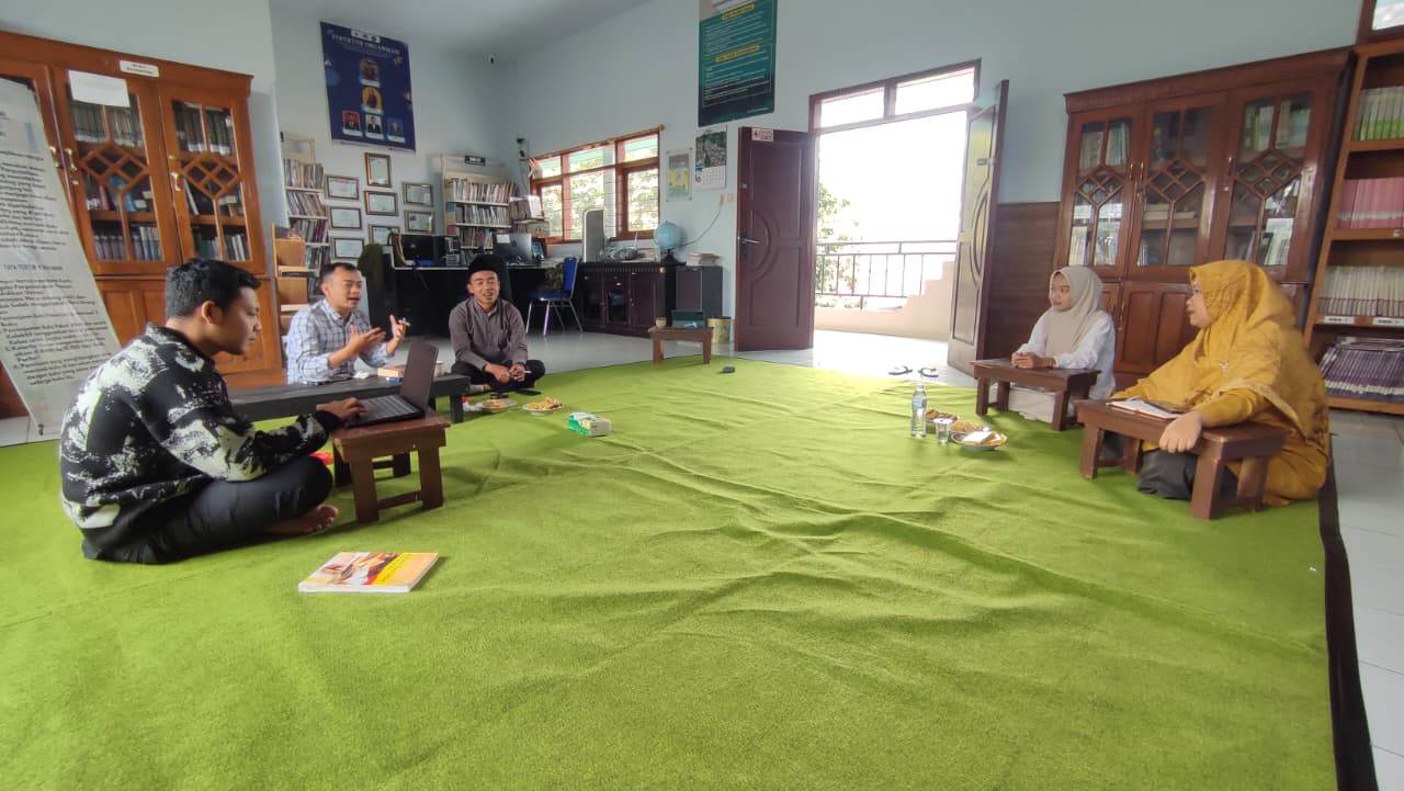 Selamat Datang di Website SMAS Raudlatul Ulum Gondanglegi