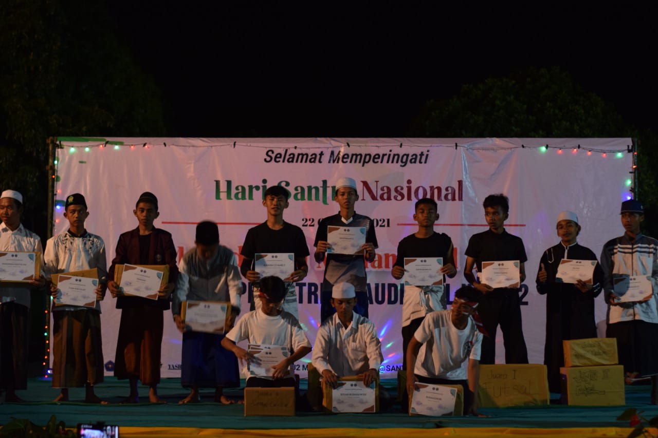SMA RAUDLATUL ULUM GONDANGLEGI GELAR EVENT HARI SANTRI SMA RAUDLATUL ULUM GONDANGLEGI GELAR EVENT HARI SANTRI