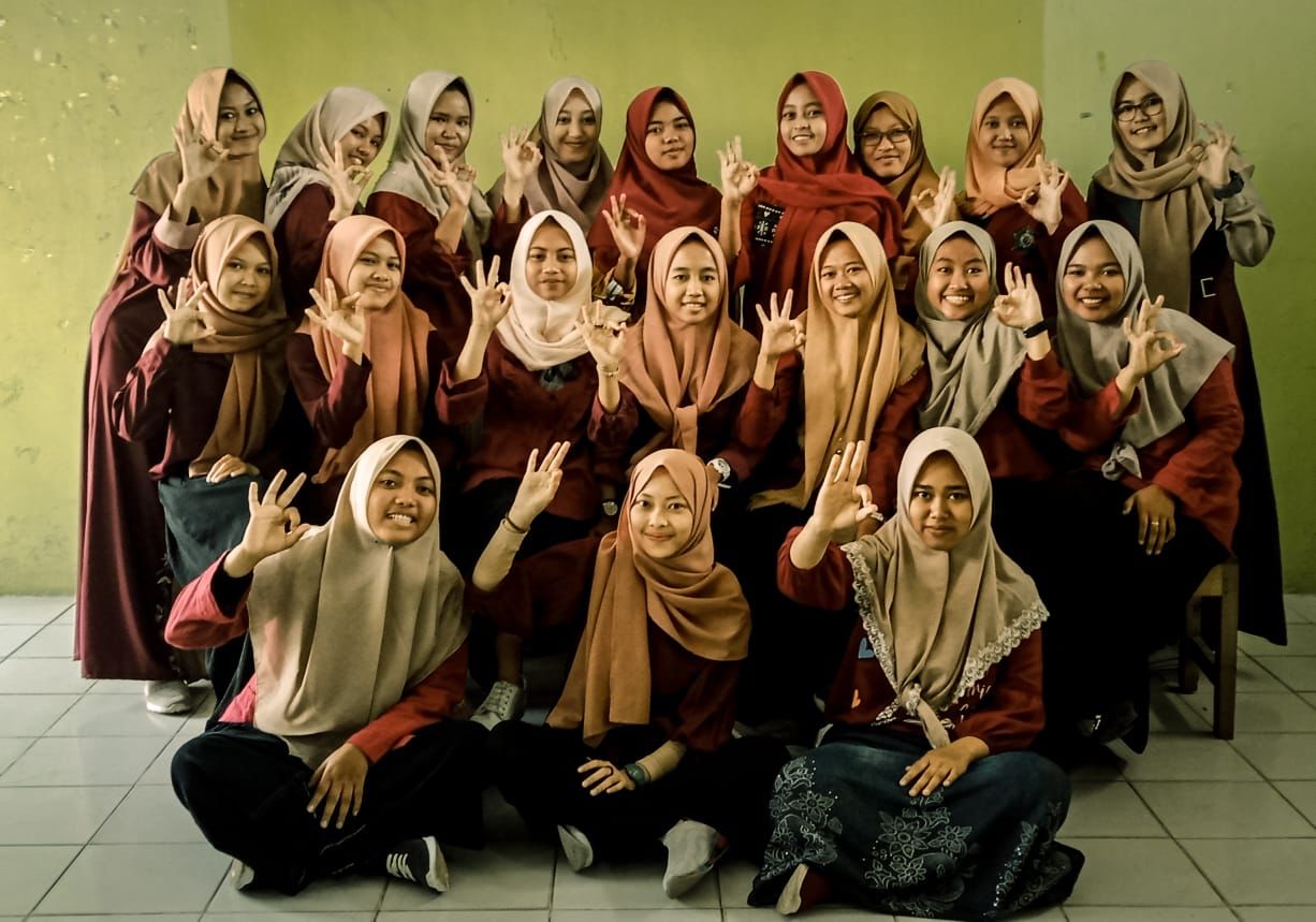 Siswa SMA RAUDLATUL ULUM GONDANGLEGI Ikuti Sosialisasi KRR Siswa SMA RAUDLATUL ULUM GONDANGLEGI Ikuti Sosialisasi KRR